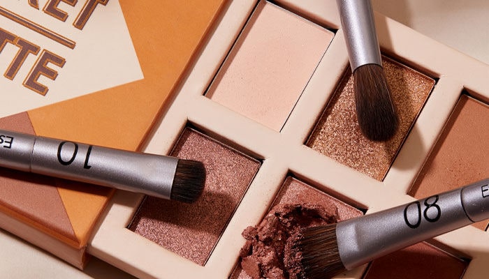 Pinceles para maquillaje de ojos descubre c mo usarlos Sephora